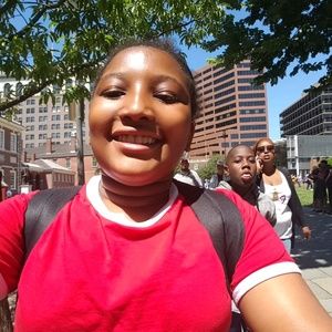 Meet your Posher, Adella